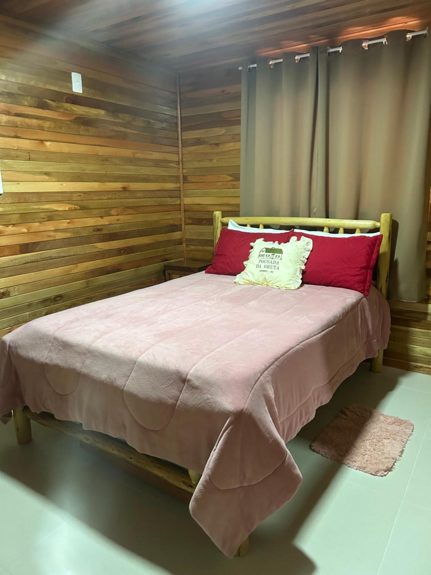 Chalet Da Gruta *